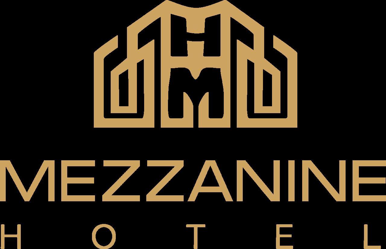 Mezzanine מלון 2*